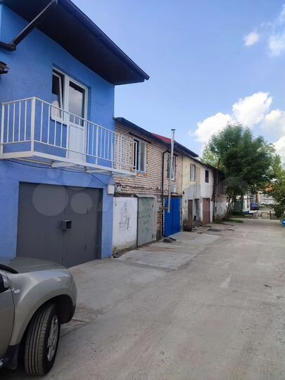 Гараж, > 30 м²