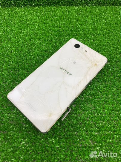 Sony Xperia Z3 Compact, 2/16 ГБ