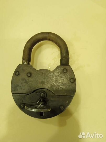 Замок времён ссср,тяжёлый,коллекционный, восстанов