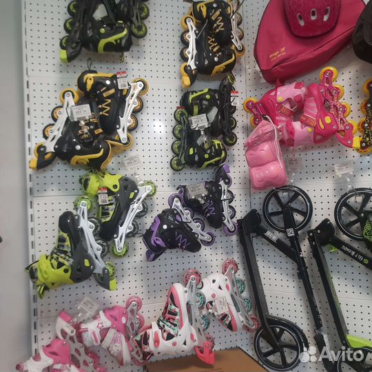 Роликовые коньки