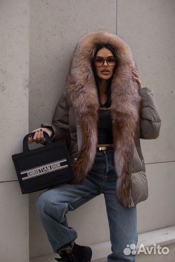 Пуховик женский зимний 44 46 с натуральным мехом