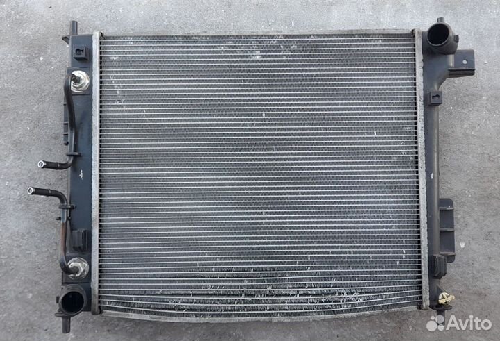 Радиатор основной Kia Soul 2 АКПП с дефектами