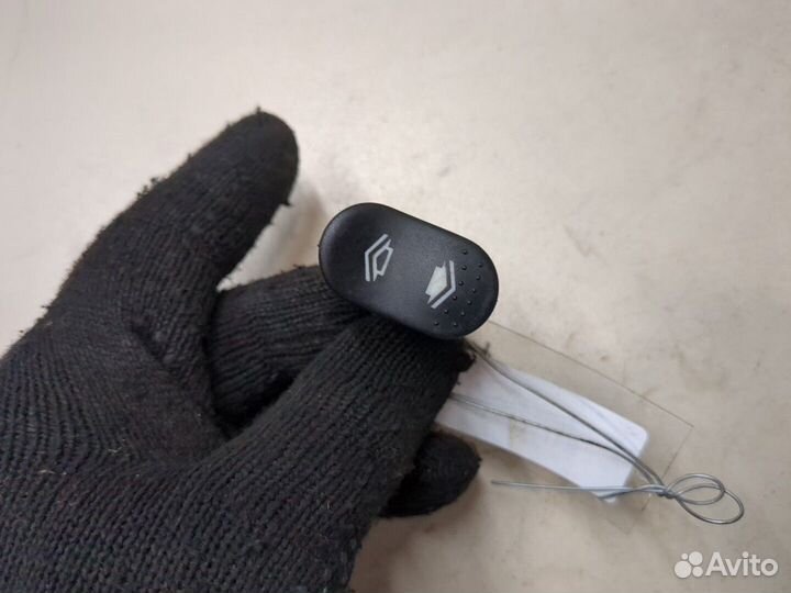 Кнопка стеклоподъемника Ford Focus 1, 2002