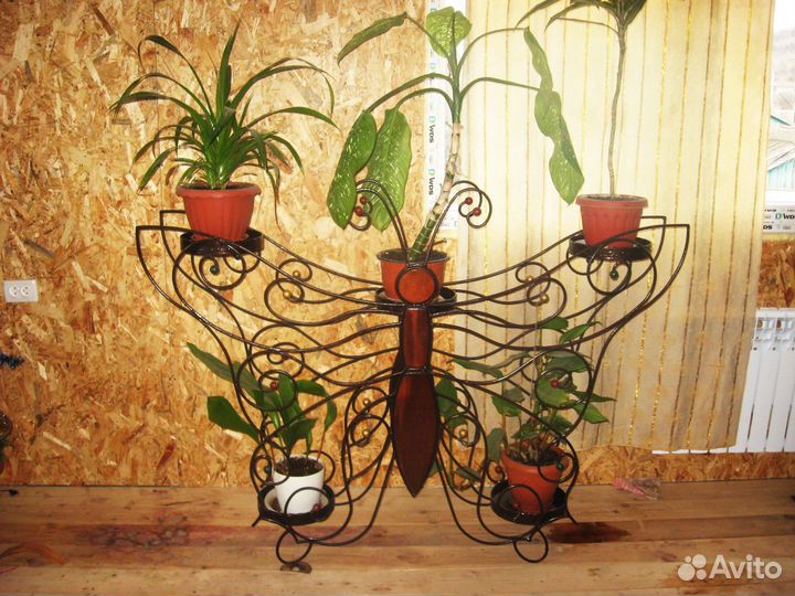 Красивая подставка для цветов - 