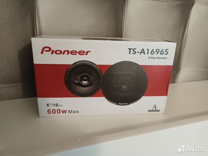 Динамики в авто. Колонки 16 см Pioneer