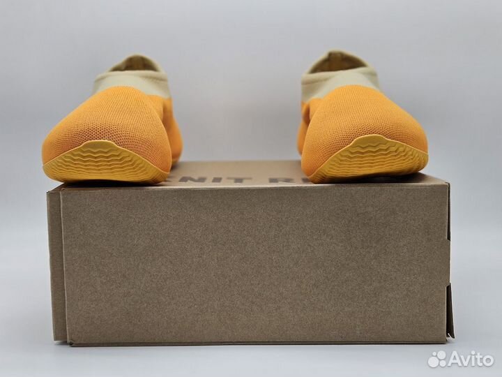 Yeezy Knit Runner Sulfur