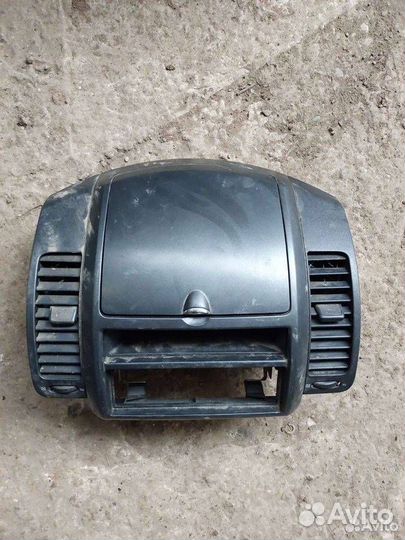 Бардачок Nissan Note