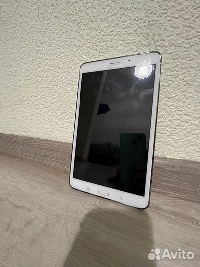 Планшет Samsung galaxy tab 4