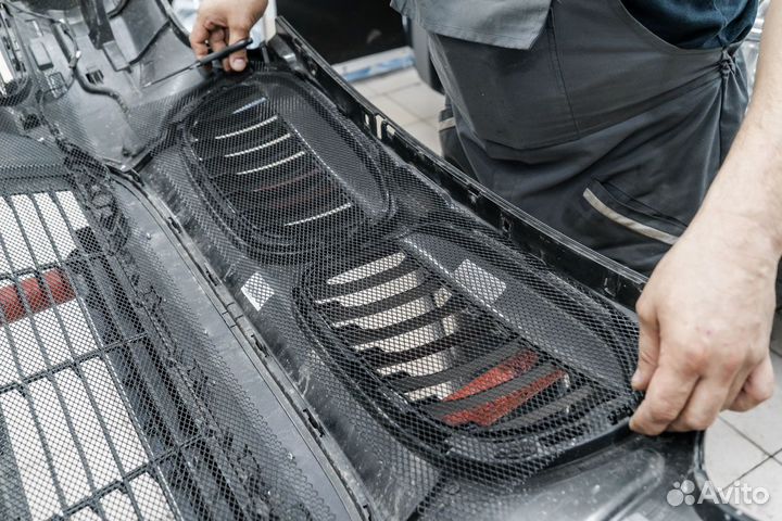 Защитная сетка радиатора с установкой