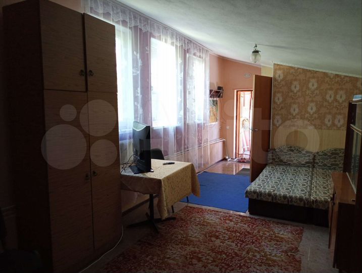 Дом 30 м² на участке 6 сот.