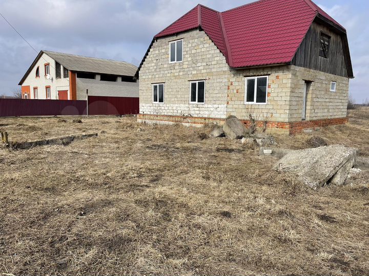 Дом 156 м² на участке 15 сот.