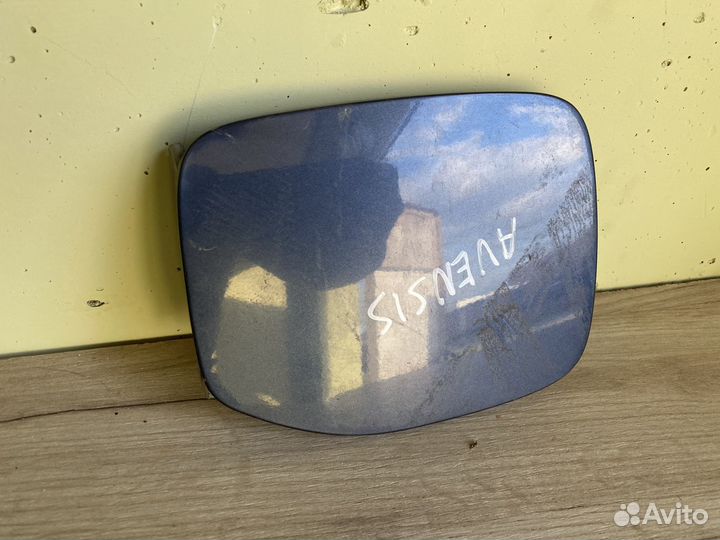 Лючок бензобака toyota avensis т 220