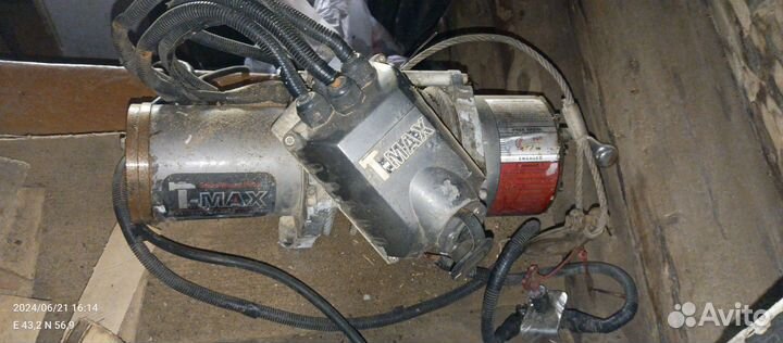 Лебедка автомобильная