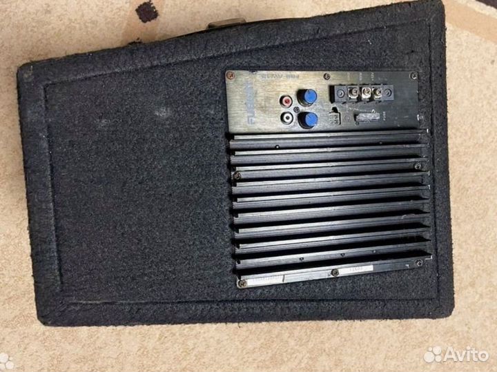 Активный сабвуфер