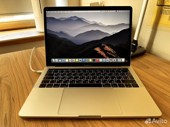Apple MacBook Pro 13 2018, 8 гб, 512 гб
