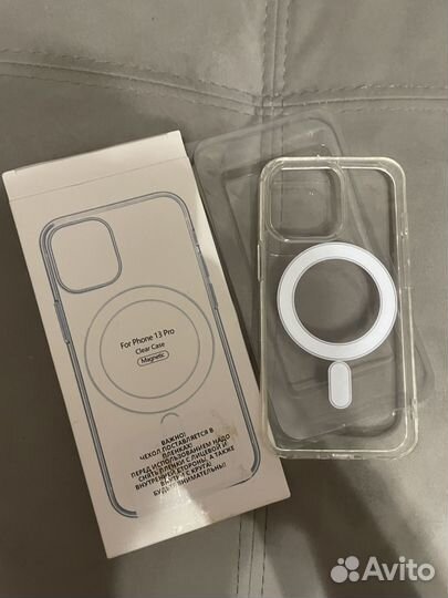 Чехол на iPhone 13 pro