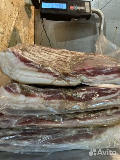 Домашние колбасы,сало и деликатесы,птица