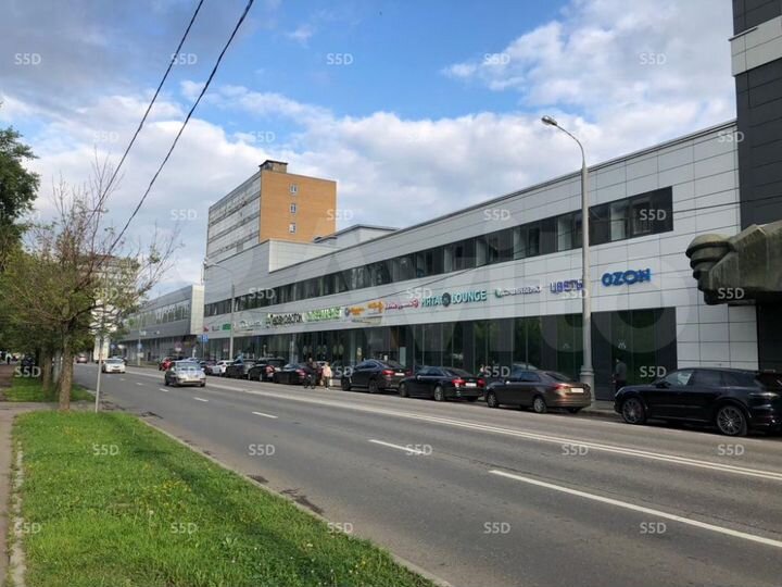 Продам торговое помещение, 204 м²