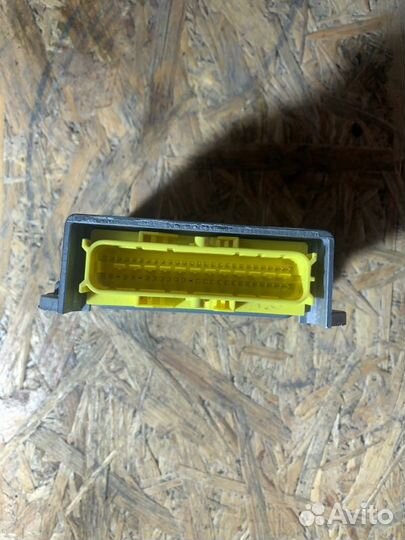 Блок управления подушками безопасности Volkswagen