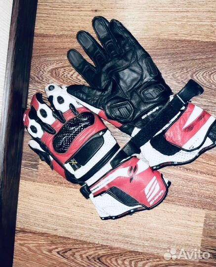 Мотоперчатки