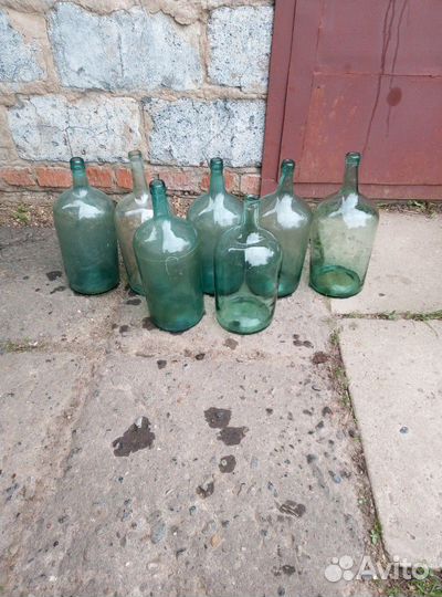 Бутыли старинные самодувные