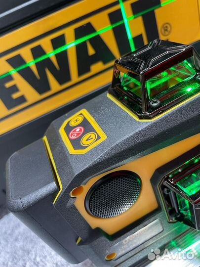 Лазерный уровень 4D Dewalt с Bluetooth