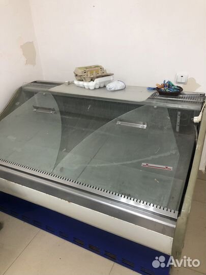 Витринный холодильник