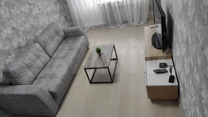 2-к. квартира, 43 м², 2/5 эт.