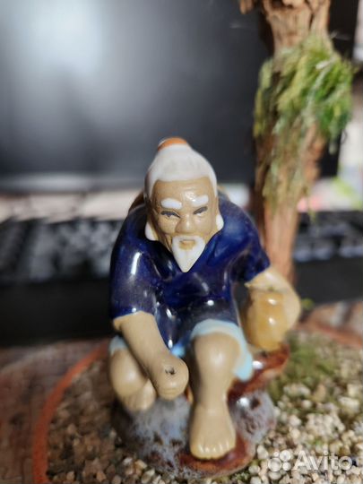 Старик рыбак статуэтка