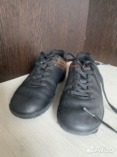 Бутсы футбольные сороконожки детские 28