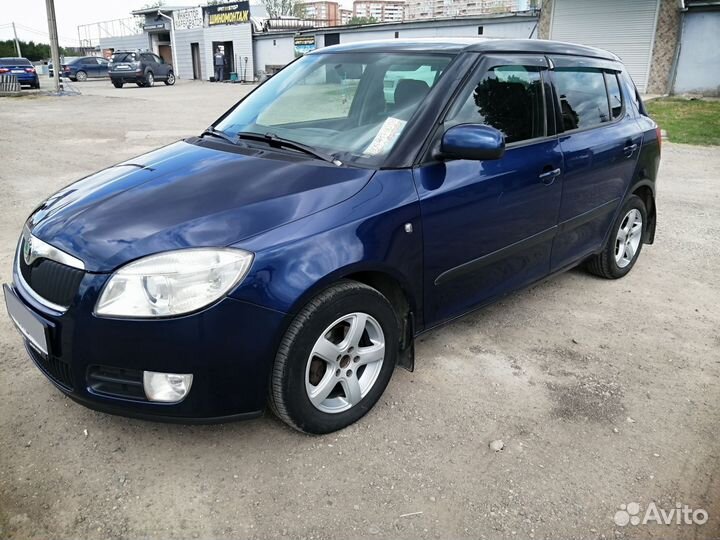 Skoda Fabia 1.6 AT, 2008, 209 000 км