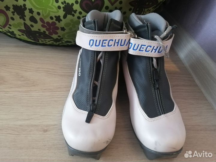 Лыжные ботинки