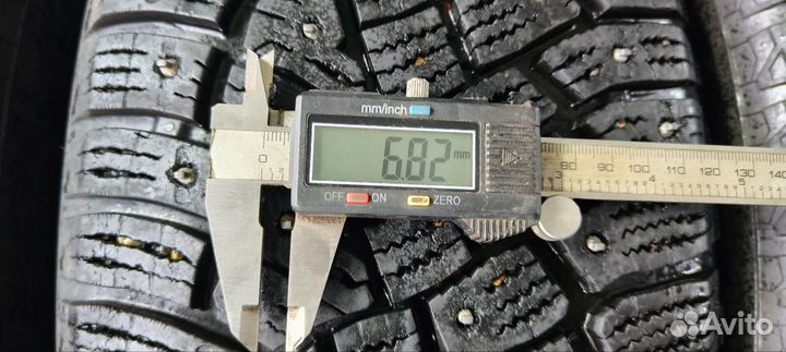 Continental IceContact 2 SUV 215/65 R17 92T