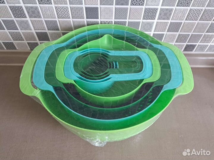 Набор миски мерные ложки дуршлаг тазик