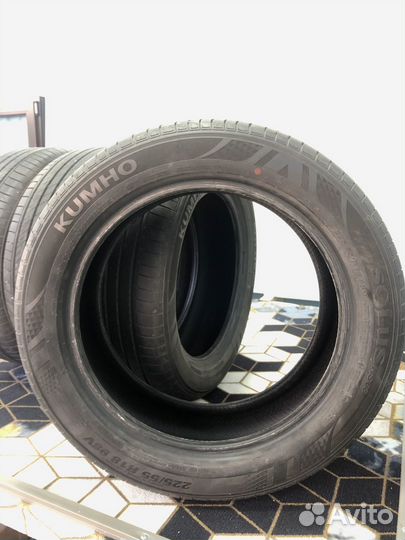 Kumho Solus HS63 225/55 R18 98V