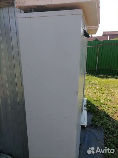 Ящик для одежды металлический