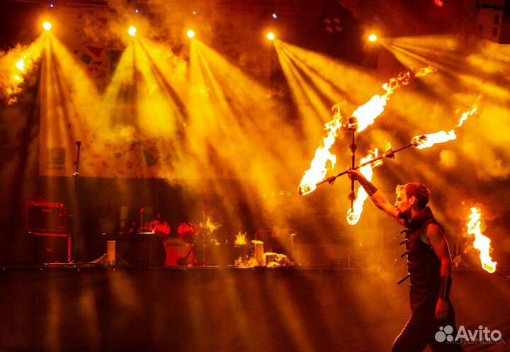 Огненное шоу, фонтаны на свадьбу (фаер шоу)