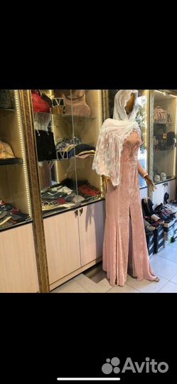 Вечернее платье