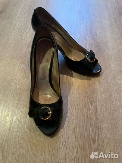 Туфли женские
