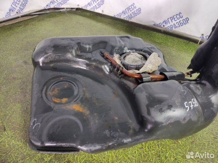 Бензобак Volkswagen Golf 3 купе 1.8 ADZ 1997