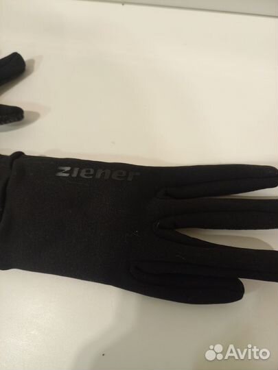 Спортивные перчатки