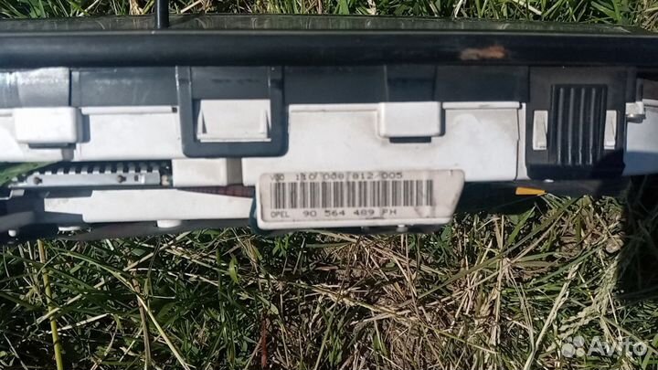 Панель приборов Opel Omega B