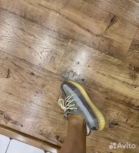 Кроссовки adidas