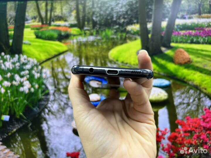 Samsung Galaxy S10e, 6/128 ГБ