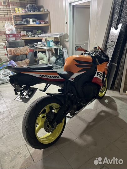 Honda cbr 1000rr