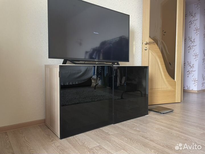 Полка-шкафчик