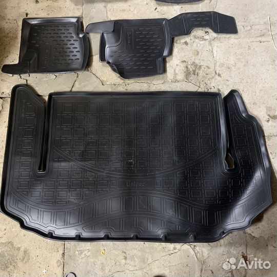 Коврики на Suzuki Jimny
