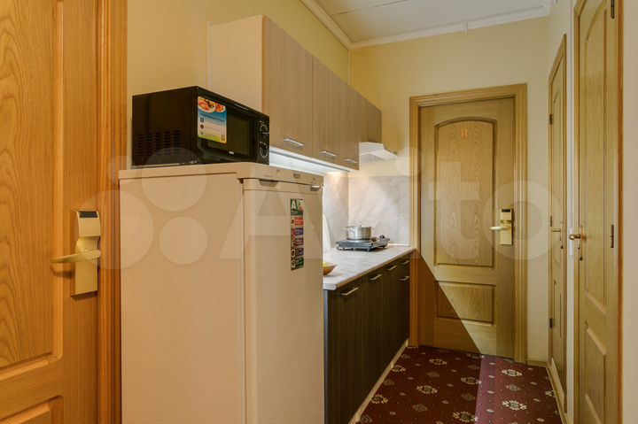 Комната 22 м² в 3-к., 8/17 эт.