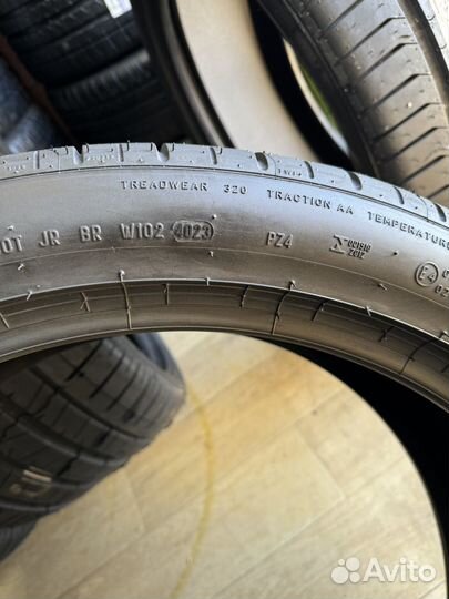 Pirelli P Zero PZ4 325/35 R23 и 285/40 R23