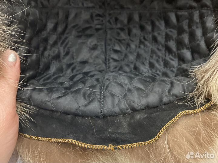 Шапка меховая енот